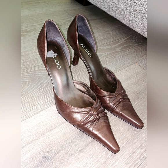Aldo | Metallic Brown | Izzy Knot |Leather | Pointed Toe | Kitten Heels | Size 8 - Picture 3 of 12